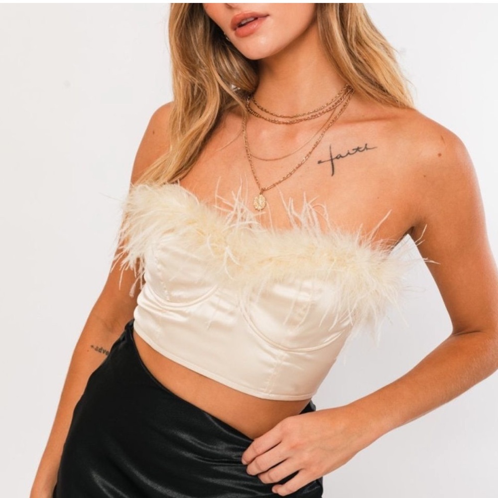 Le lis satin feather top size XS